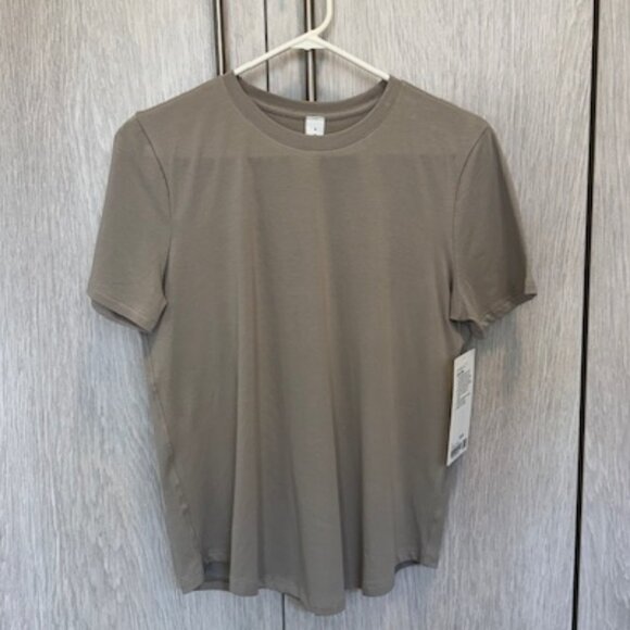 Lululemon Love Curved-Hem Crewneck T-Shirt in Riverstone, Size 6 - Picture 2 of 9